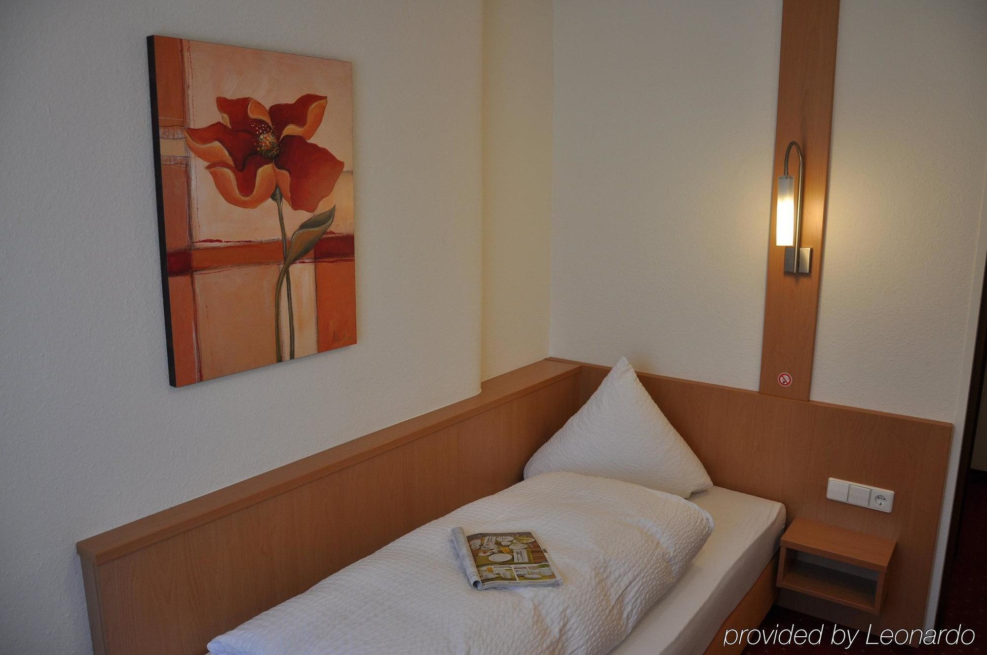 Loewen Hotel & Restaurant Wendlingen am Neckar Εξωτερικό φωτογραφία