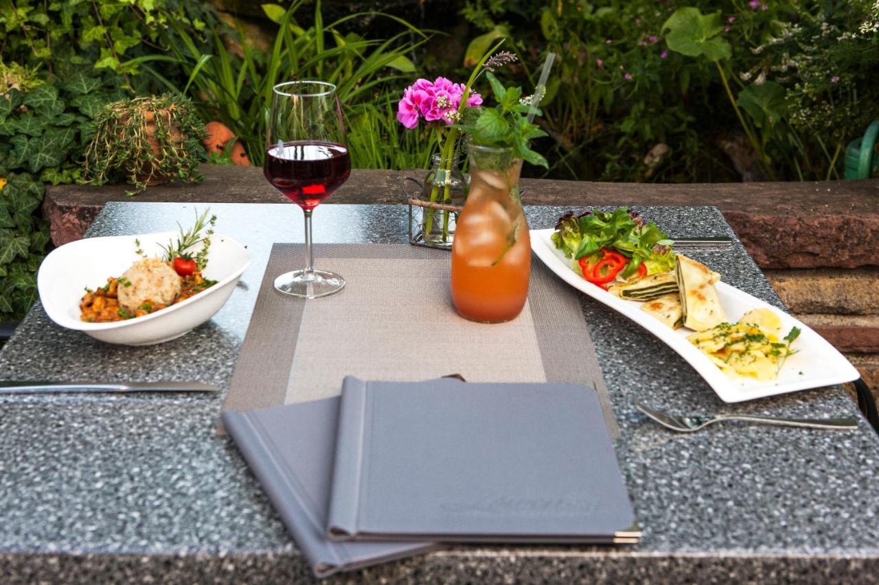 Loewen Hotel & Restaurant Wendlingen am Neckar Εξωτερικό φωτογραφία